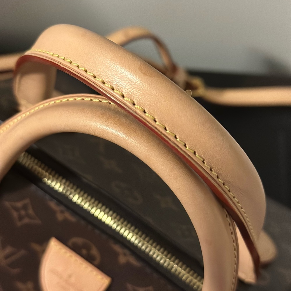 Louis Vuitton Rivoli - Picture 3 of 12